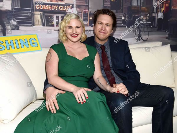 Pete Holmes i la seva dona Valerie Chaney Fotos