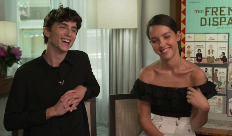   Timothée Chalamet a Lyna Khoudri