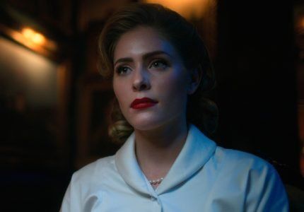 Jordan Claire pour la série : Umbrella