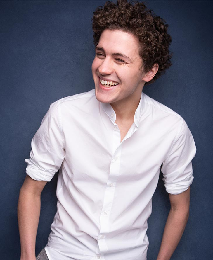 Dylan Llewellyn foto