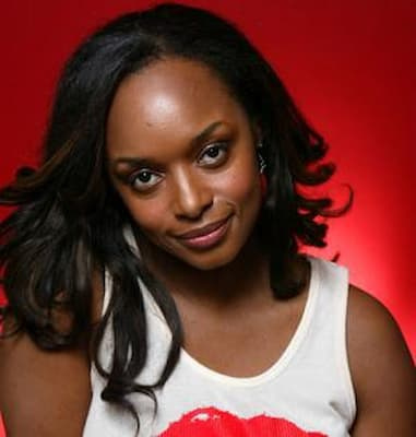   N'Bushe Wright Photo