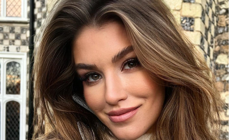 Amy Willerton1