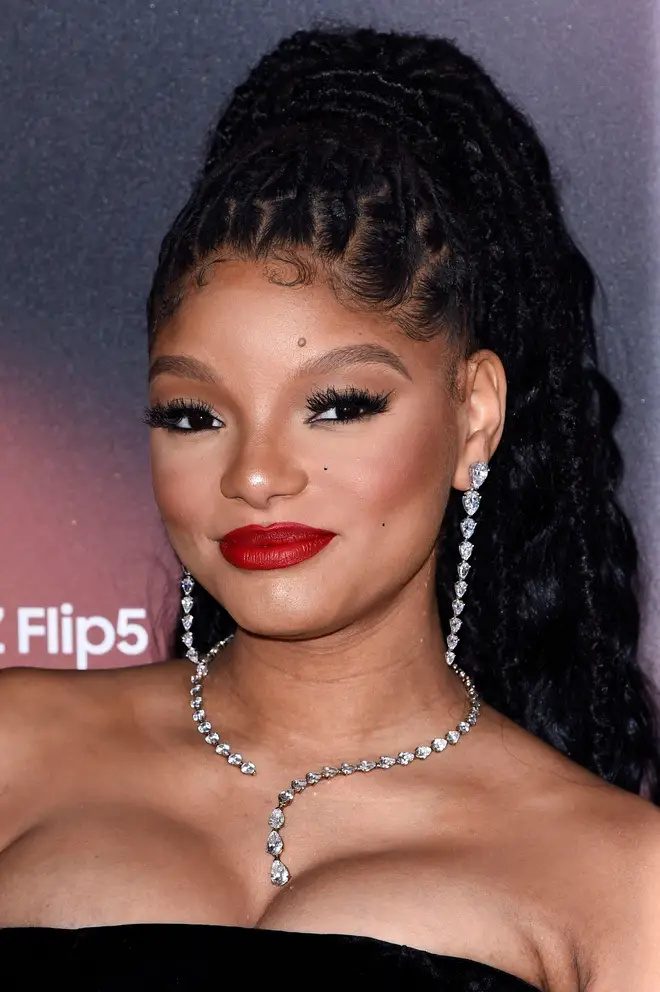 Halle Bailey klatschte bei den Fans zurück, nachdem sie spekuliert hatten, sie hätte einen'pregnancy nose'.