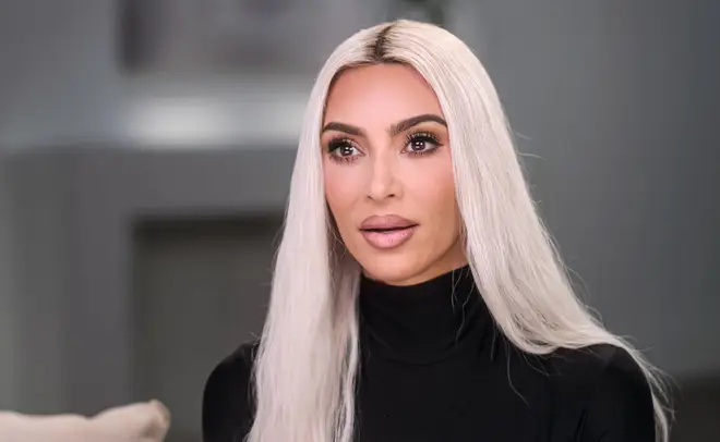 كان كيم كارداشيان وكورتني يتنازعان في الموسم الثالث من The Kardashians.