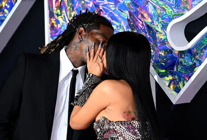 Offset ו-Cardi B ב-VMAs 2023.