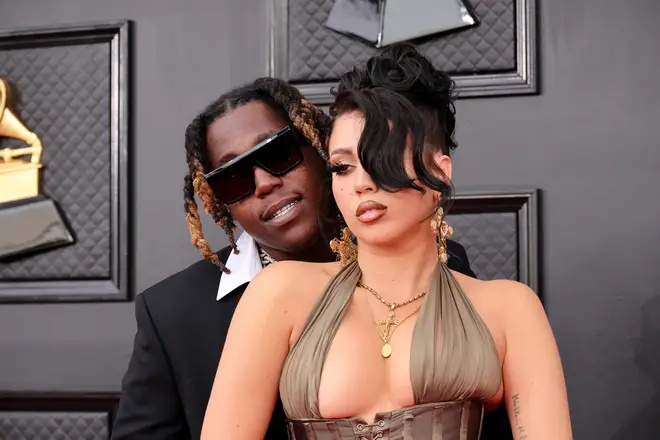  2022년 그래미 어워드에서 촬영된 Don Toliver와 Kali Uchis.