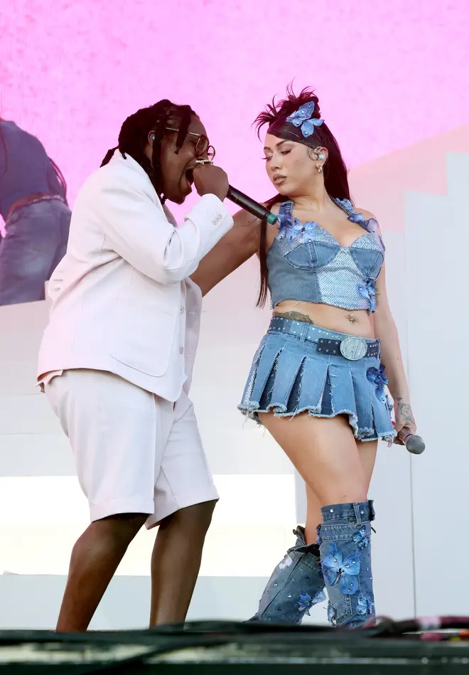  2023 Coachella에서 촬영된 Kali와 Don.